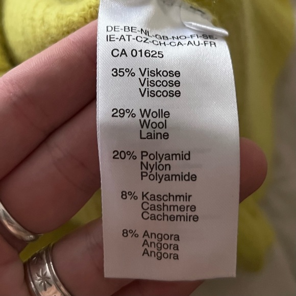 Sale 🔥 Faber Woman Cashmere Angora Turtleneck Sweater Size Medium - Picture 5 of 9